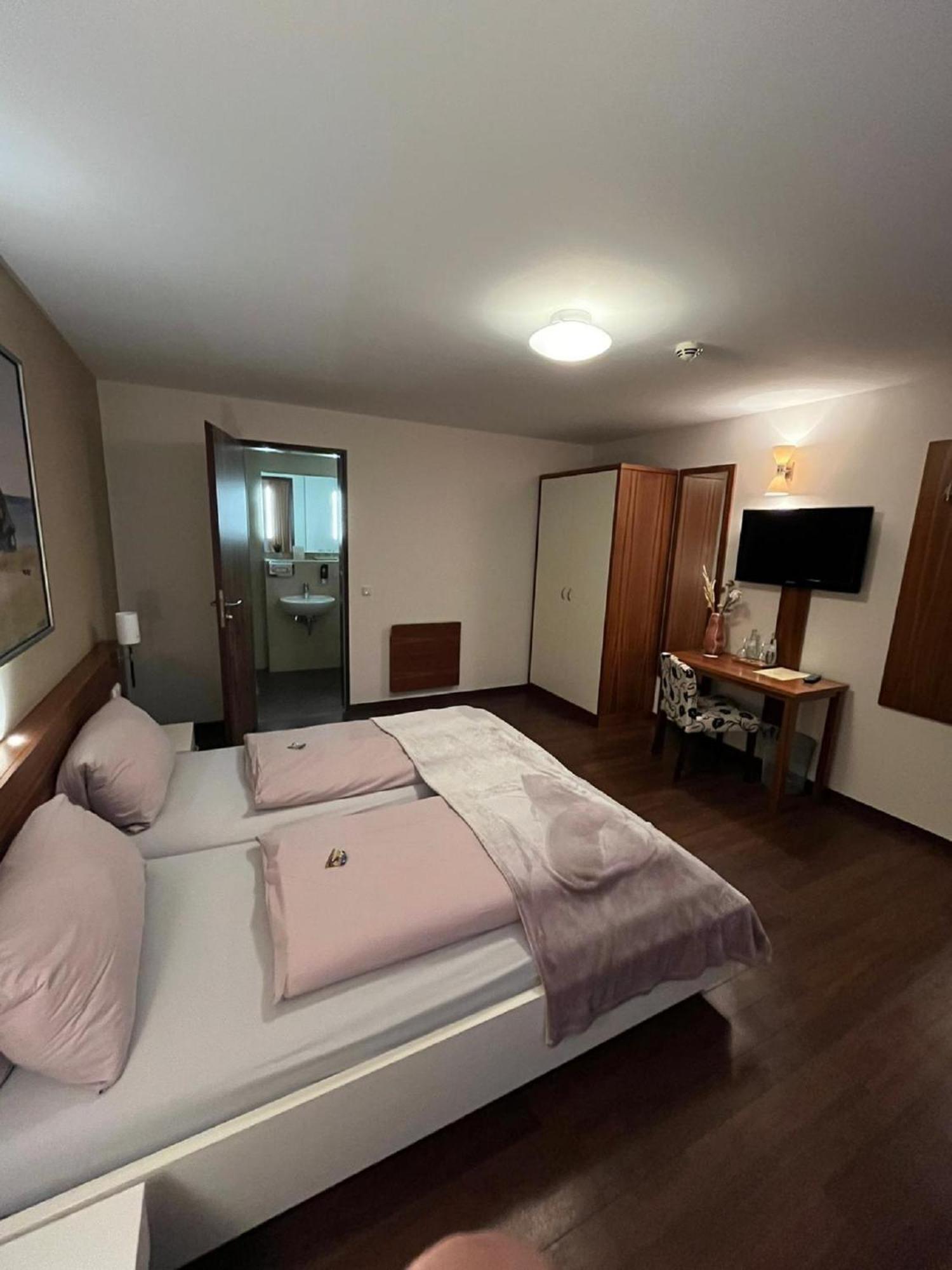 Gasthaus Lindenhof Hotell Much Eksteriør bilde