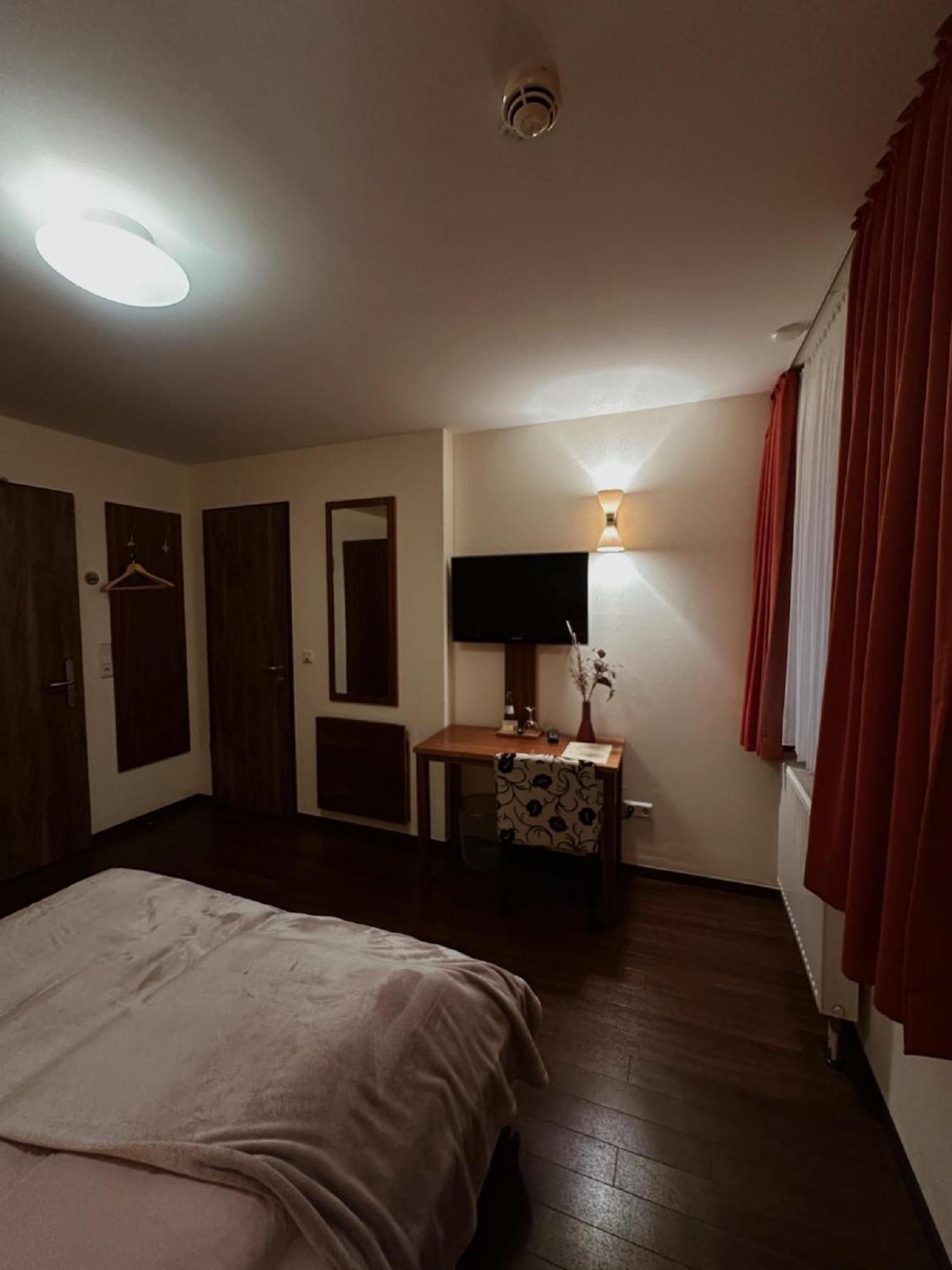 Gasthaus Lindenhof Hotell Much Eksteriør bilde