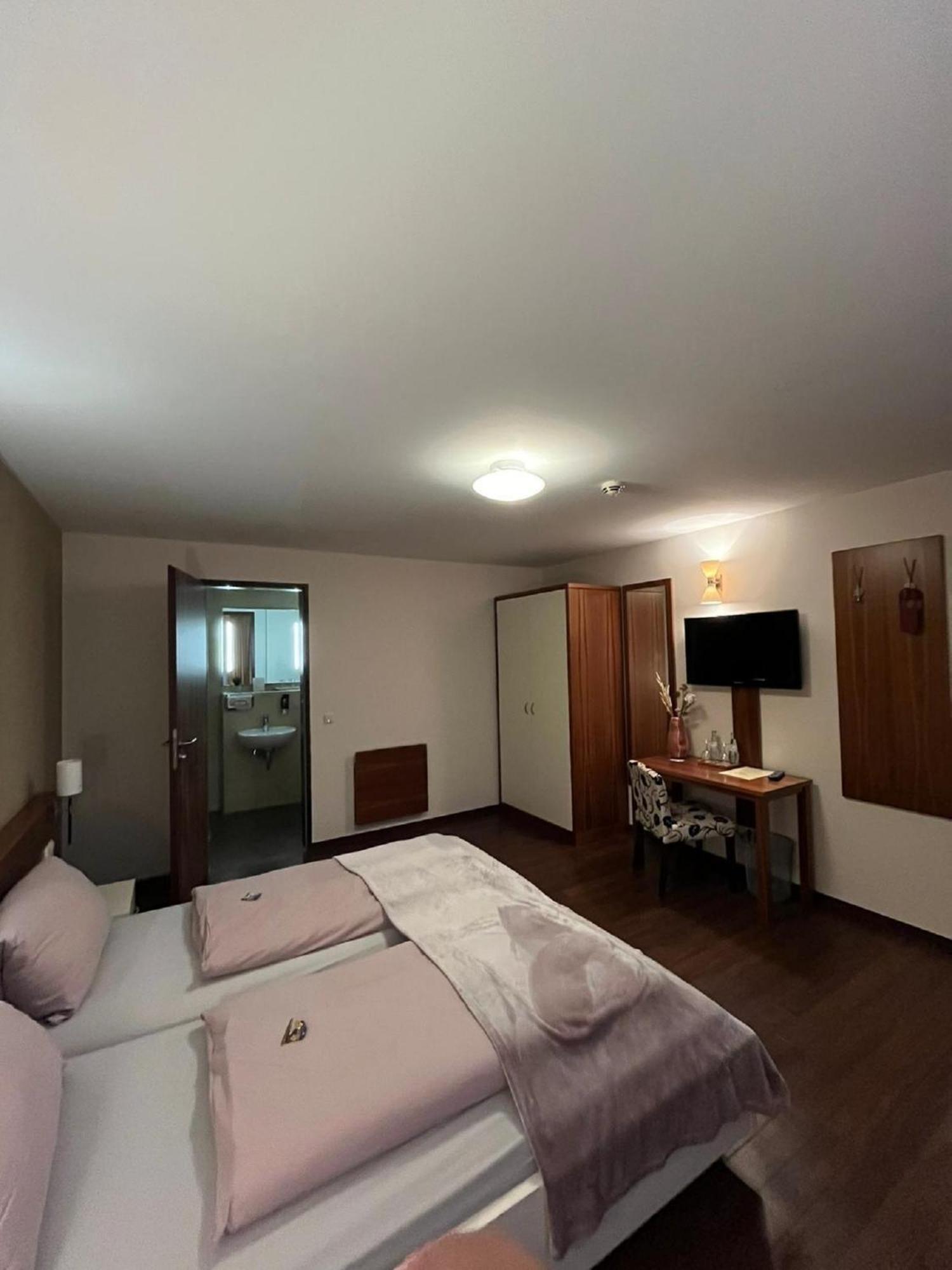 Gasthaus Lindenhof Hotell Much Eksteriør bilde